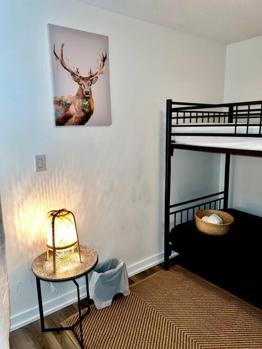 Stunning Condo Wit Amazing View 5Mins From Cntower Торонто Екстер'єр фото